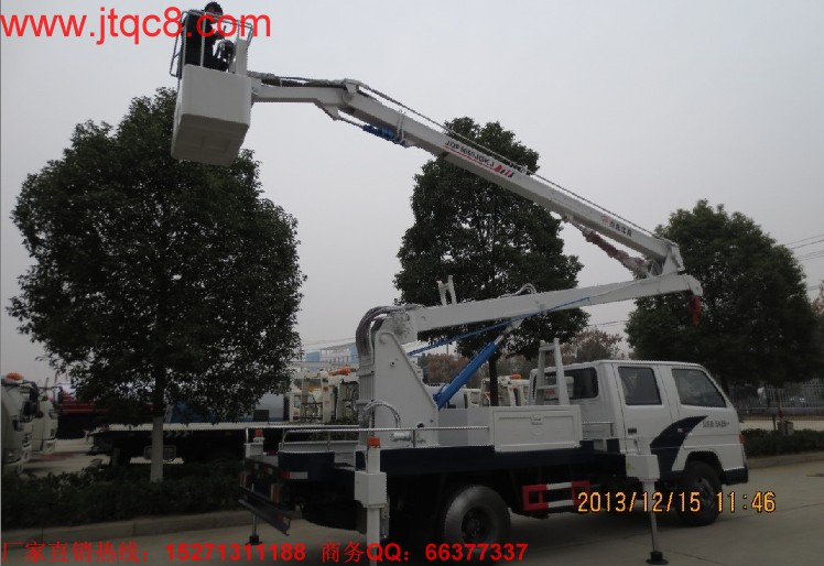 ����14�׵Ǹ�܇�����ģ��ý�⏵ױP���b���b���ֶ�����Һ��ʽ����(ji��)�ۯB�ۣ�������I(y��)�߶�14�������I(y��)ݗ��5.7���� ���Ç��a(ch��n)���M(j��n)�ړQ���y��Һ���͸ף��Q��ƽ��(w��n)�������`������S܇���b�Ă�(g��)Һ��֧�ȣ��Ա��C��܇�ڲ����r(sh��)�ķ�(w��n)�����c��ȫ����֧���c�����ۻ��i����ȫ�ɿ�����ֹ�`�����^λ.